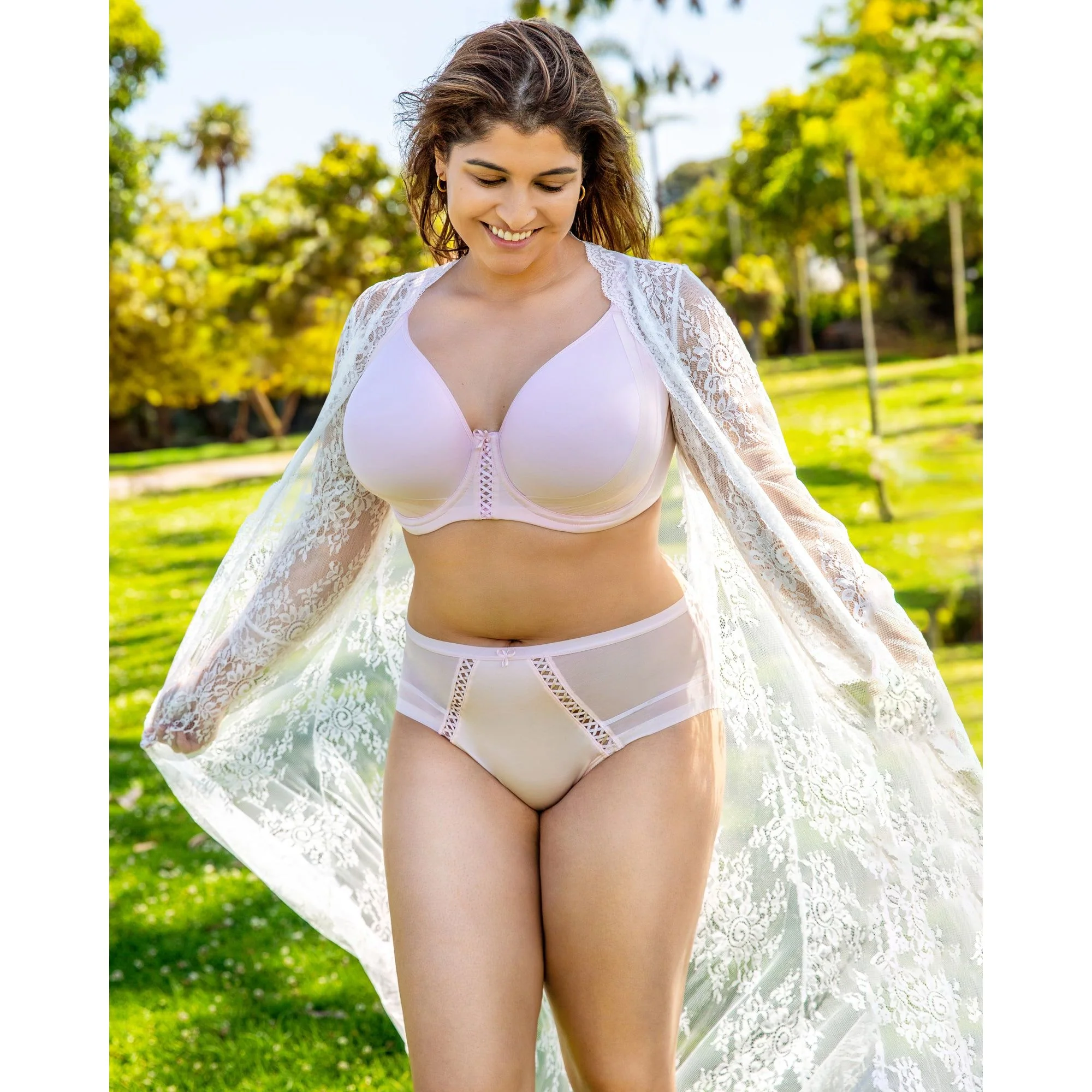 Shea Smooth & Seamless Spacer T-Shirt Bra - Image 3