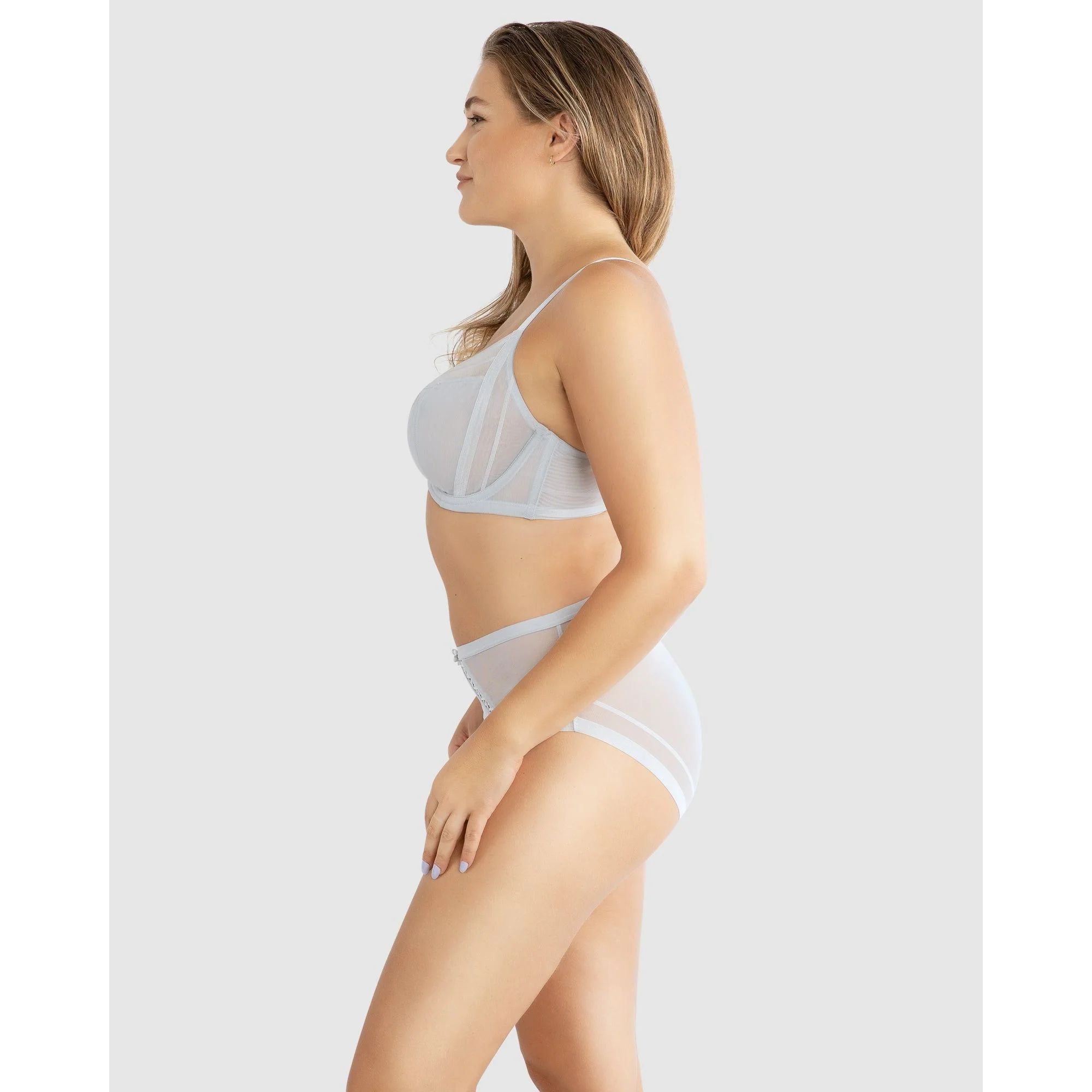 Shea Supportive Full Bust Plunge Bra - Image 4