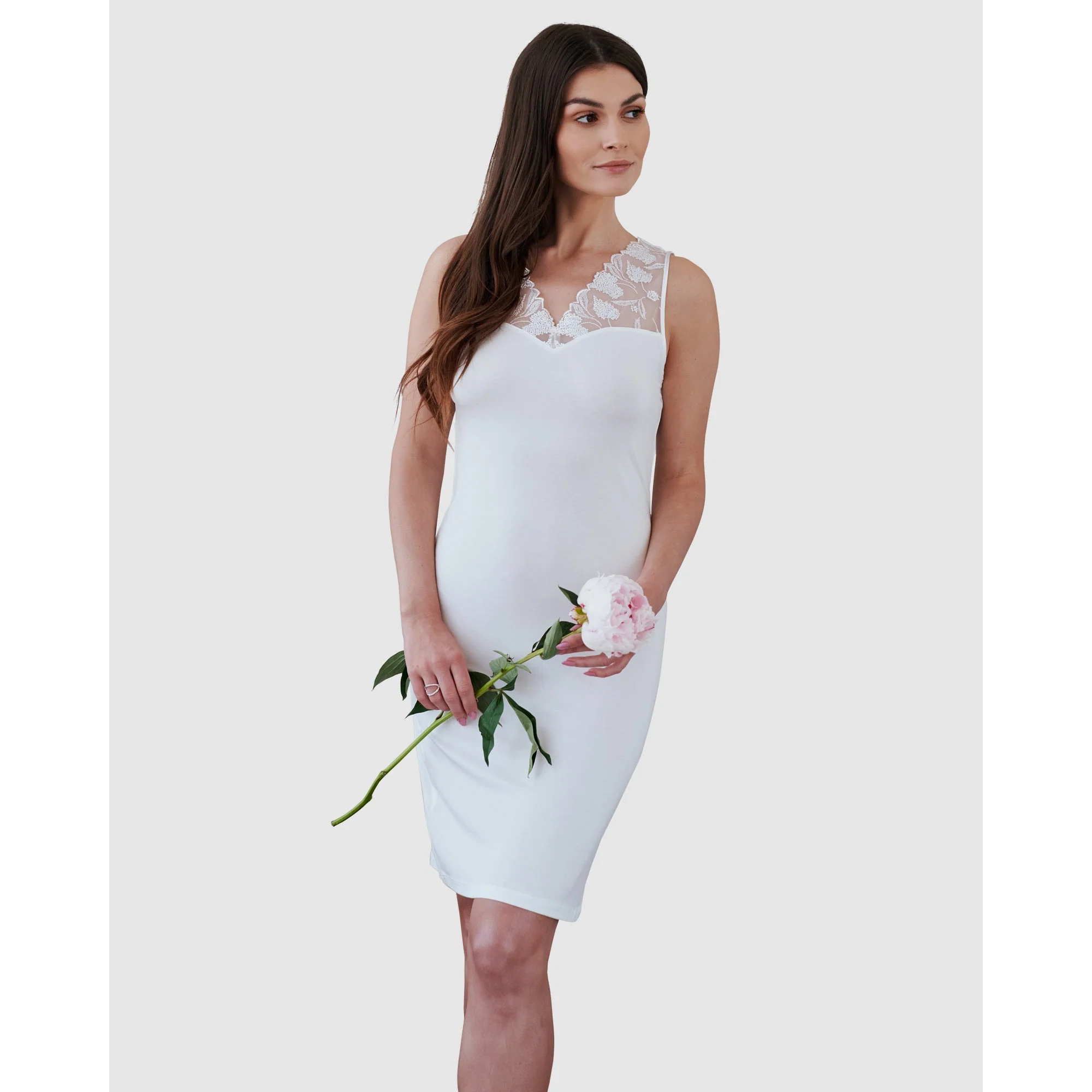 Short Viscose Nightie with Embroidery - Image 3