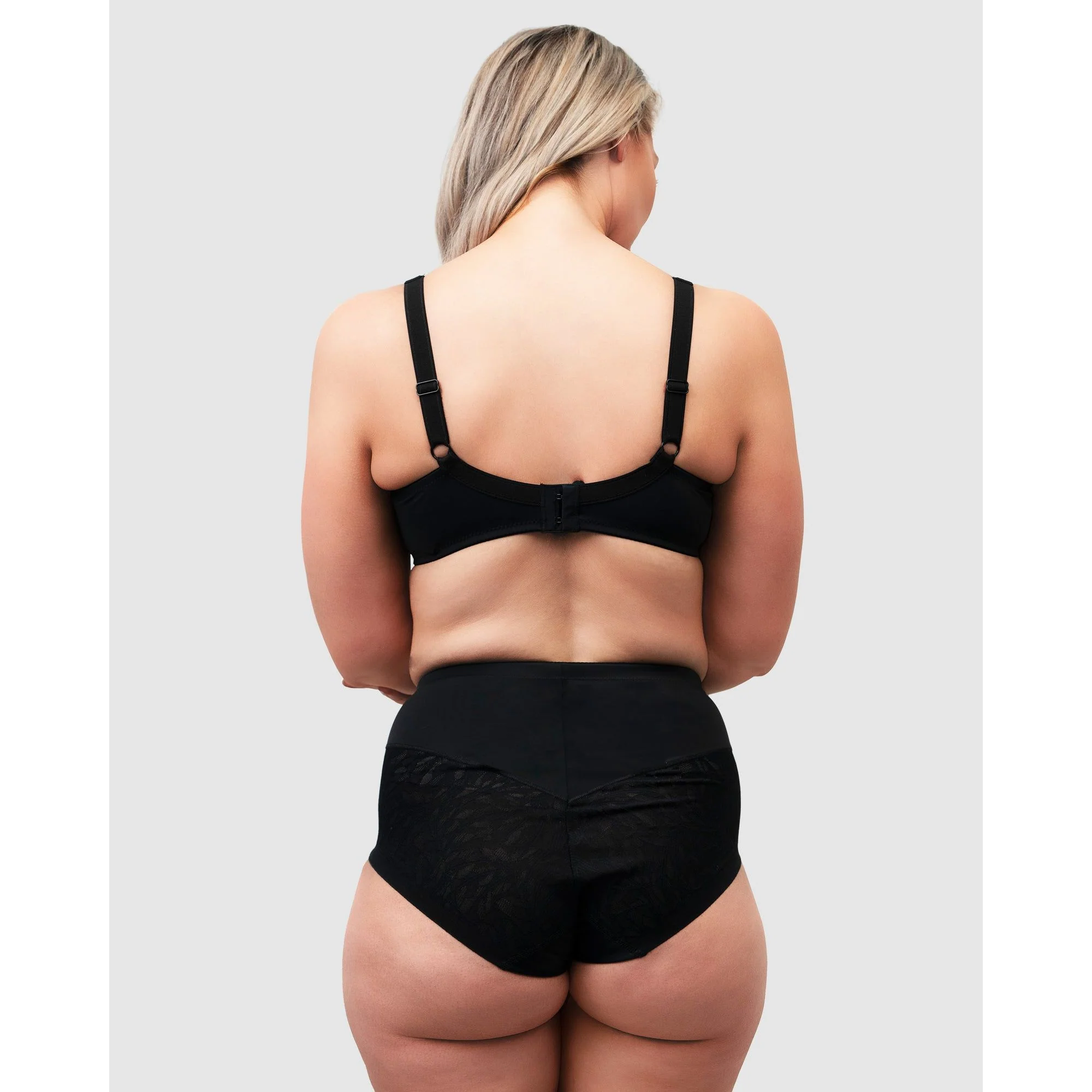 Soft & Comfy Wide Strap Underwire Bra - Image 5