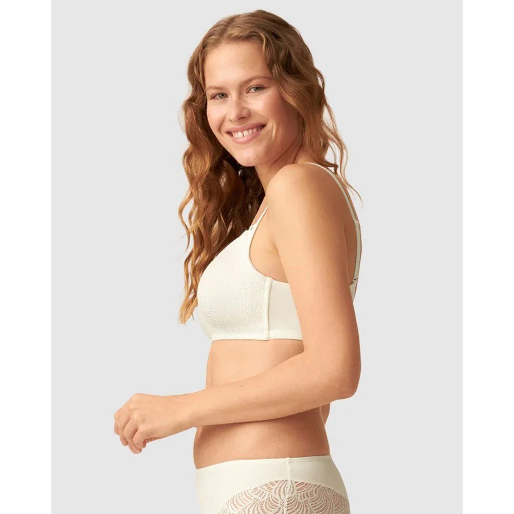 The Friday Wirefree Recycled Lace Bra-Ecru - Image 3