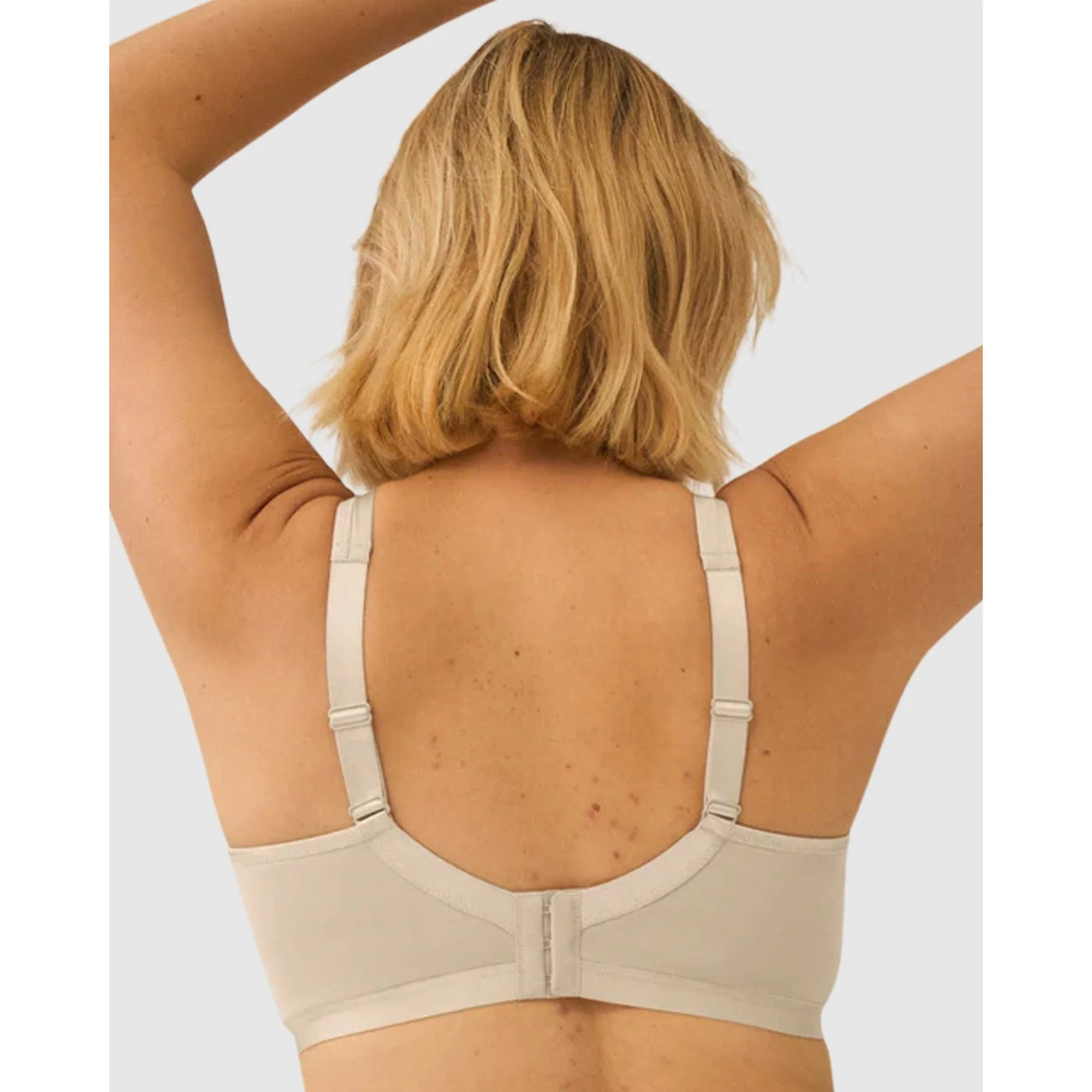 Thursday Wirefree Seamless Moulded Minimiser Bra - Image 2